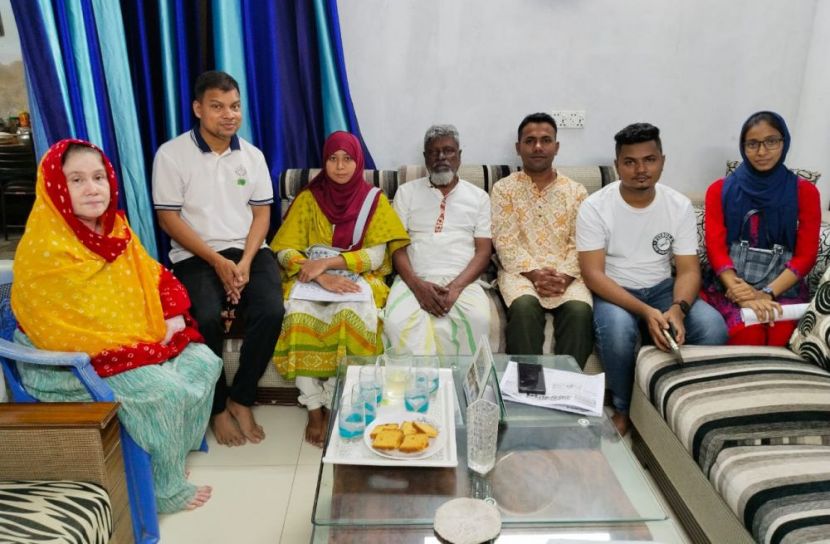সাপ্তাহিক অভিবাদন পত্রিকায় ‘রোটার্যাক্ট ক্লাব অব কুমিল্লা মহানগর’ নেতৃবৃন্দের সৌজন্য সাক্ষাৎ
