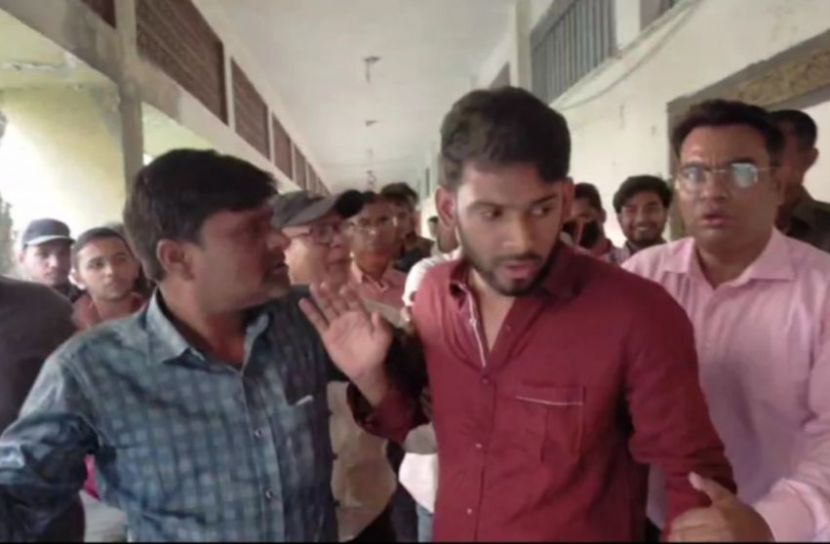 ছাত্রলীগ সংশ্লিষ্টতা: ইবির এক শিক্ষার্থী আটক