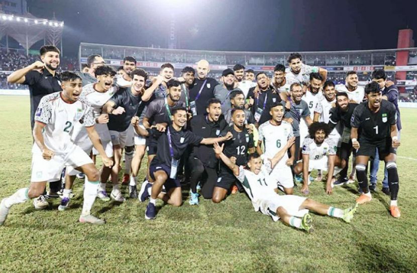 ভারতকে হারানোয় হামজাদের ২ কোটি টাকা পুরস্কার ঘোষণা