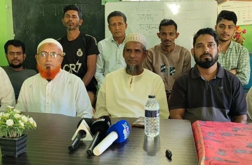 ফেসবুক অপপ্রচারের প্রতিবাদে হাফেজ পেয়ার আহমেদ