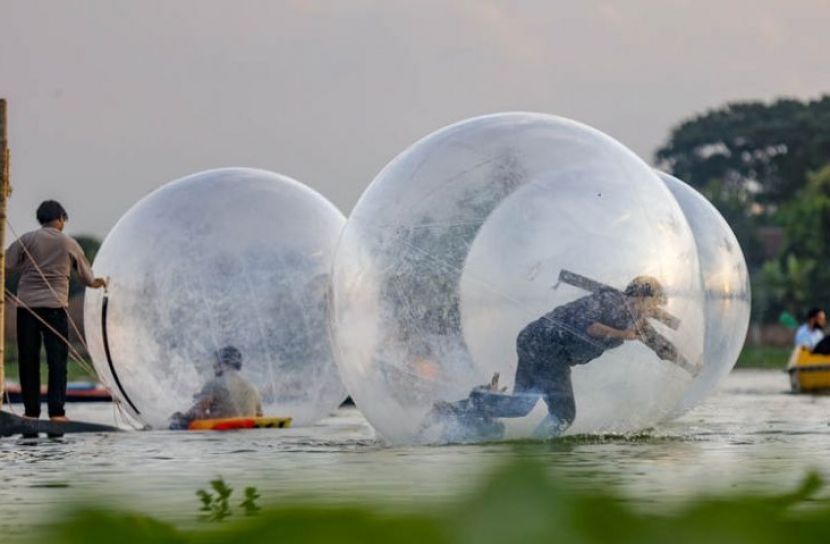 উত্তরার দিয়াবাড়িতে সরকারি জমিতে অবৈধ ‘জর্বিং রাইড’