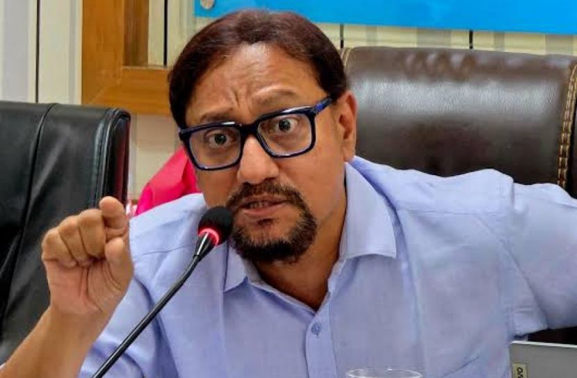 চট্টগ্রামে স্মার্ট নগরায়ণ: ৪১ ওয়ার্ডে এআই সিসিটিভি ও স্মার্ট লাইটে নিরাপত্তা ও আধুনিকায়ন