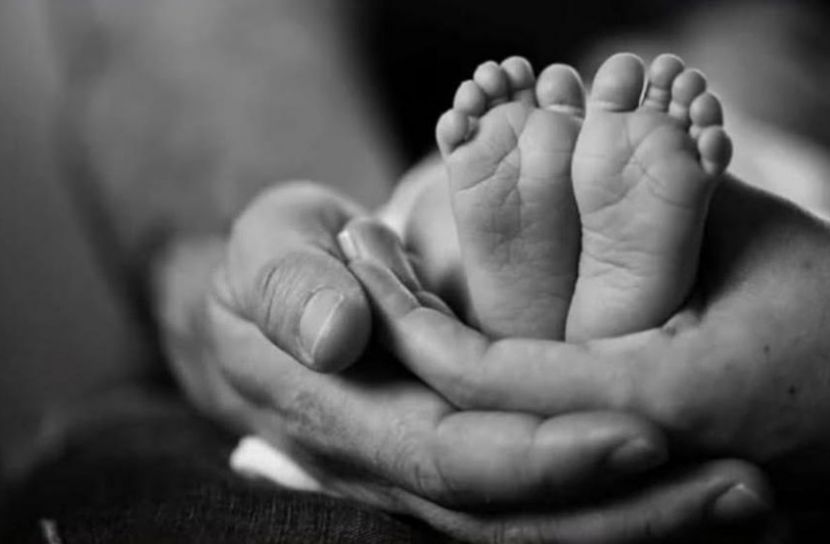 আগুনের লেলিহান শিখায় ছোট্ট ১ বছরের রায়হান দগ্ধ হয়ে মৃত্যু