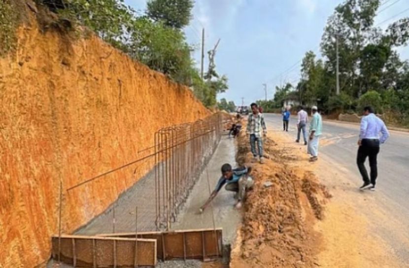 চট্টগ্রামে সওজকে কোটি টাকা জরিমানা