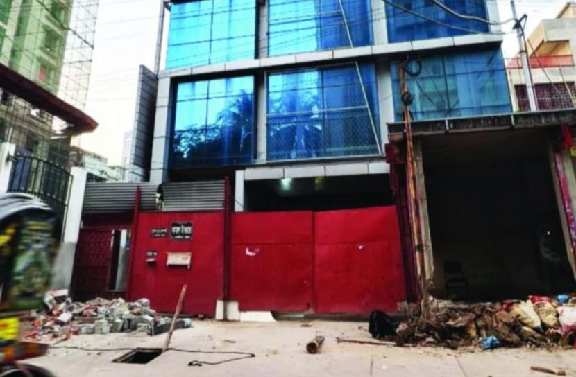 নকশা বহির্ভূত ভবন নির্মাণ: চট্টগ্রামে রেইনবো ডেভেলপার অফিস সিলগালা