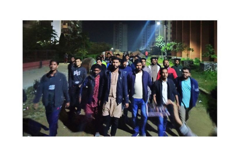 ওসমান হাদির উপর হামলার প্রতিবাদে নজরুল বিশ্ববিদ্যালয়ের বিক্ষোভ