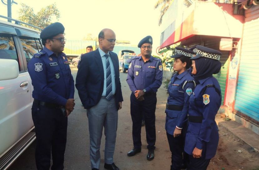 নবগঠিত সীতাকুণ্ড জোন পরিদর্শনে ট্যুরিস্ট পুলিশ প্রধান