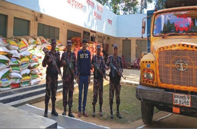 ৫২ বিজিবির অভিযানে ট্রাকসহ সোয়া কোটি টাকার ভারতীয় জিরা আটক