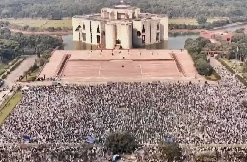 হাদির কণ্ঠ থেমে গেলেও, তার আদর্শে নতুন প্রজন্মের ধ্বনি