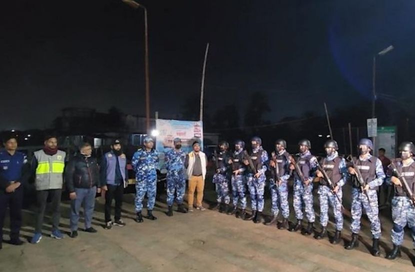 কক্সবাজারে পর্যটকদের নিরাপত্তা নিশ্চিতে কোস্ট গার্ডের অভিযান