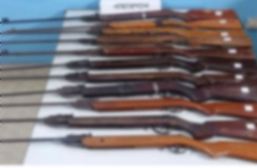 শ্রীমঙ্গলে পরিত্যক্ত ১১টি এয়ারগান উদ্ধার করেছে র‍্যাব-৯