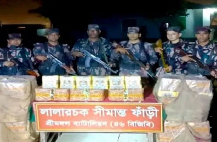 সীমান্তবর্তী এলাকায় অভিযানে তিন লাখ টাকার পাতার বিড়ি আটক