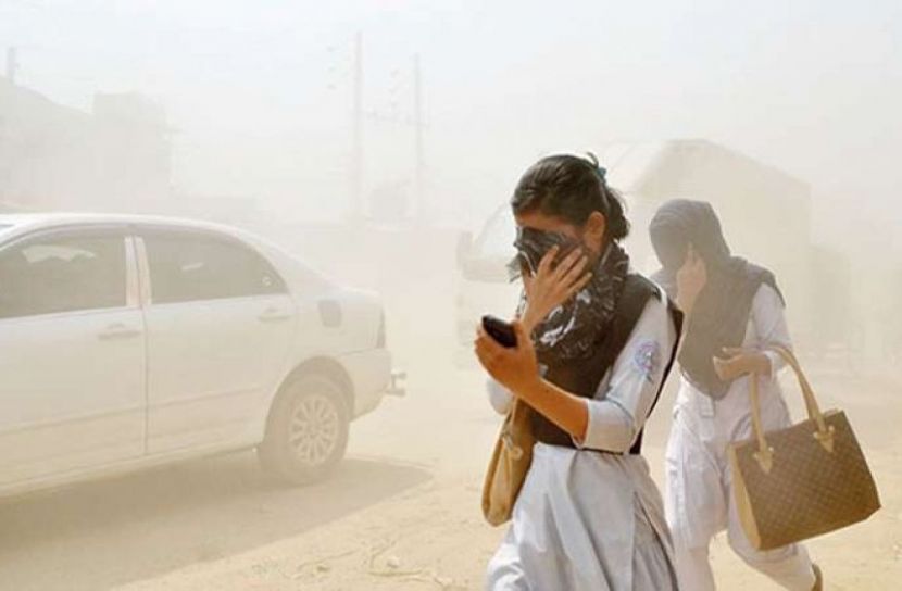 ১২৬ নগরীর মধ্যে বায়ুদূষণে আবারও শীর্ষে ঢাকা