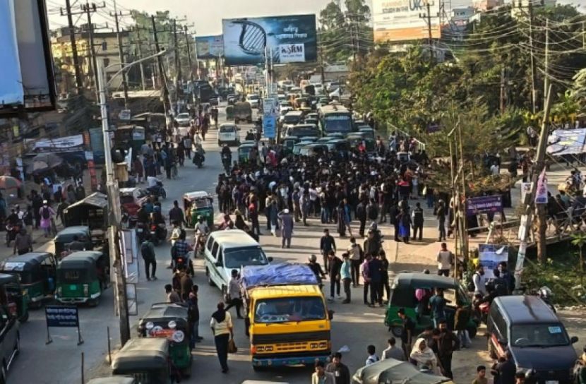 শাকসু নির্বাচন স্থগিতের প্রতিবাদে শাহজালাল বিশ্ববিদ্যালয়ে বিক্ষোভ-অবরোধ