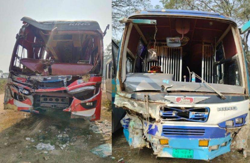 চন্দনাইশে দুই বাসের মুখোমুখি সংঘর্ষ