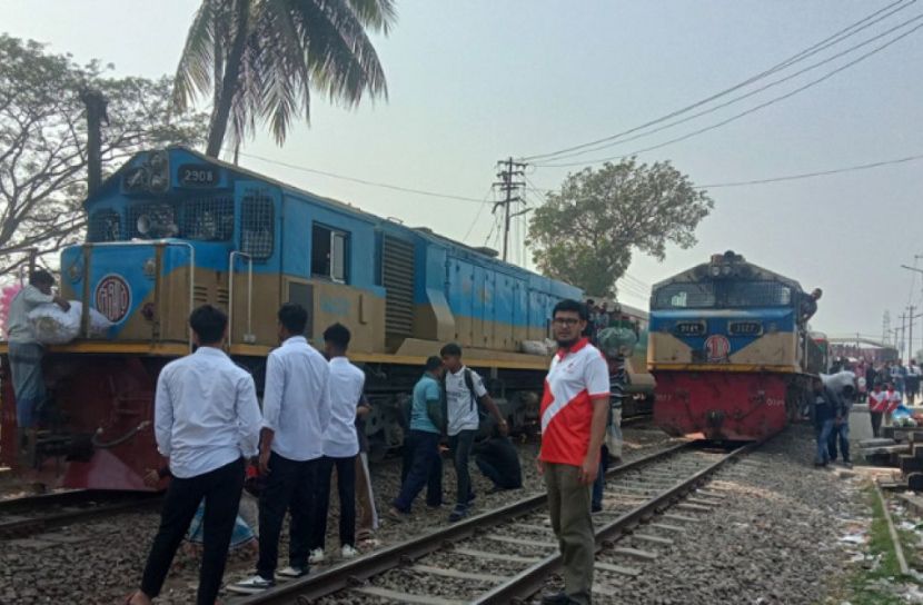 ৯ ঘণ্টা পর ট্রেন চলাচল শুরুর ২০ মিনিটের মধ্যে আবার বন্ধ