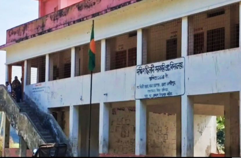 লক্ষ্মীপুরে ভোটকেন্দ্রের সিসি ক্যামেরা চুরি, থানায় অভিযোগ