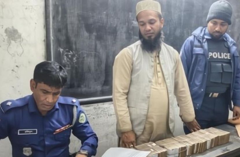 পটুয়াখালী-৪ আসনে নগদ ৫০ লাখ টাকাসহ বিএনপি নেতা আটক