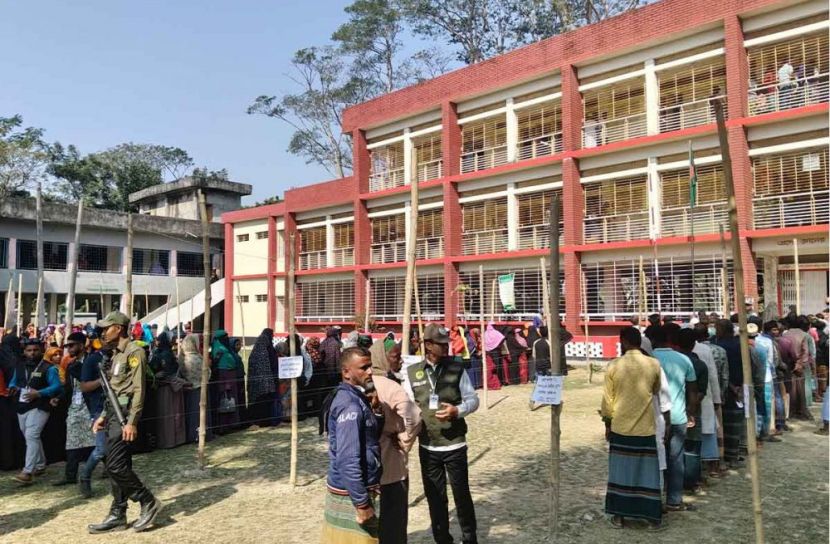 রাঙ্গাবালীতে শান্তিপূর্ণ ও উৎসবমুখর পরিবেশে ভোটগ্রহণ