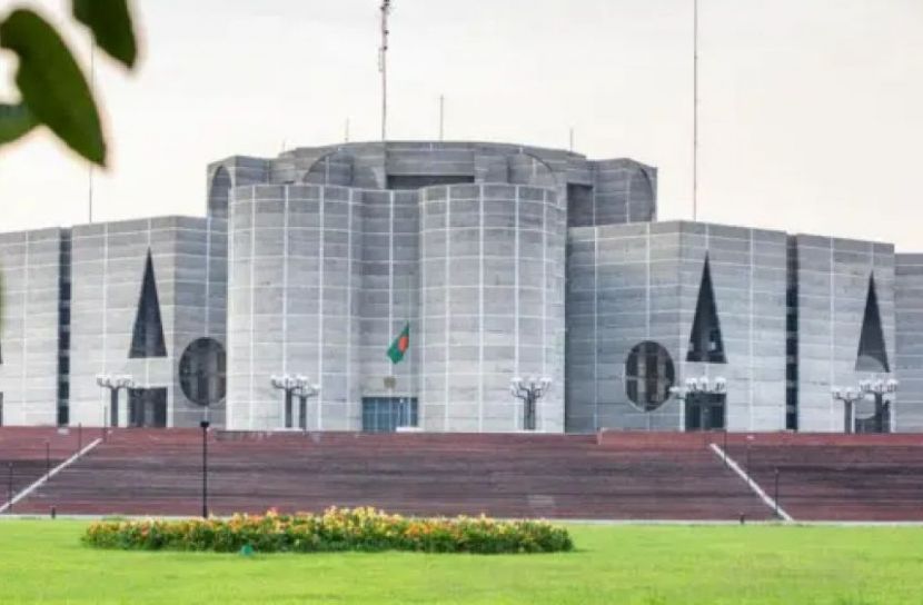 নতুন সরকারের শপথ কে পড়াবেন?