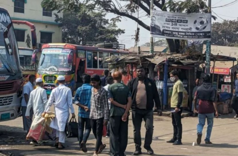 ভোট শেষে জীবিকার তাগিদে রাজধানীতে ফিরছেন মানুষ