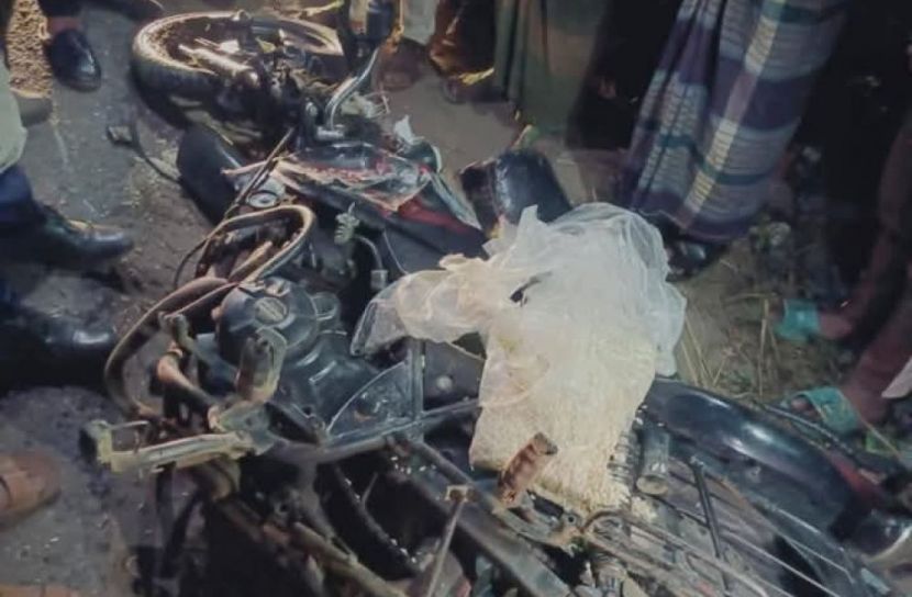 ​চকরিয়ায় ড্রাম ট্রাক-মোটরসাইকেল সংঘর্ষ: বাবা নিহত, ছেলে গুরুতর আহত