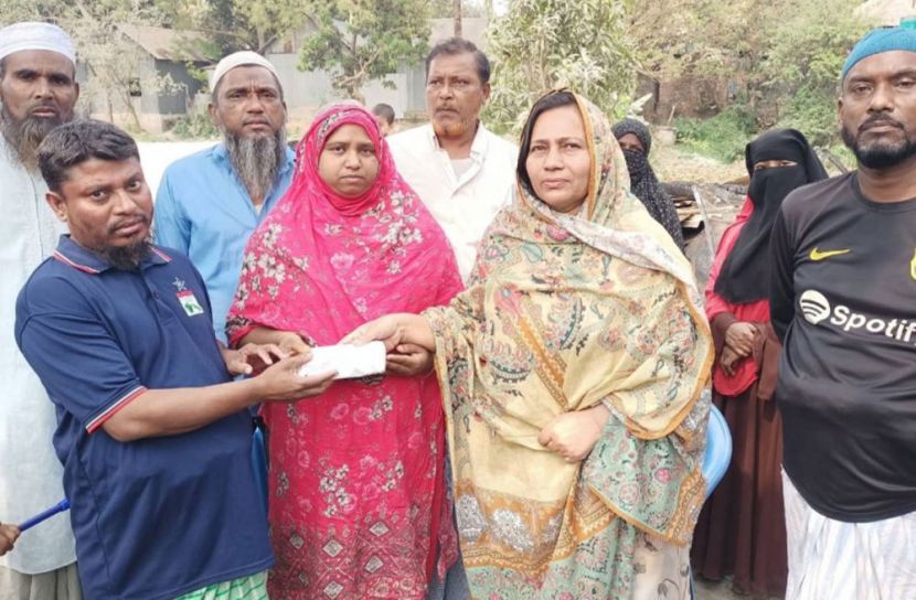 কেওঢালায় আগুনে ক্ষতিগ্রস্তদের পাশে নার্গিস মাকসুদ