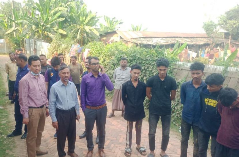 রাউজানে নকল সফট ড্রিংক পাউডার, নুডলস, টেস্টি স্যালাইন