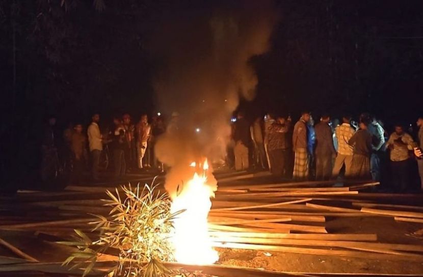 লক্ষ্মীপুরের রায়পুরে চোর ধরতে গিয়ে সংঘর্ষ, পুলিশসহ আহত ২০