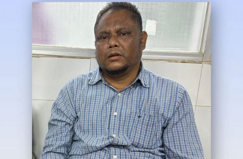 চকরিয়ায় সন্ত্রাসীদের হামলায় আহত সাংবাদিক ইকবাল ফারুকের অবস্থা সংকটাপন্ন শরীরে বইছে রক্ত