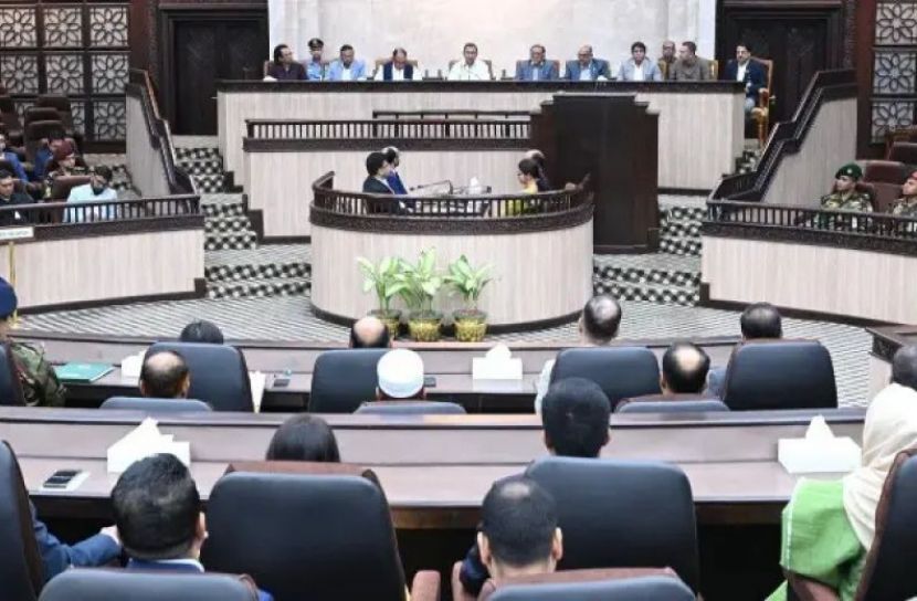 প্রথমবারের মতো নিজ কার্যালয়ের কর্মীদের সঙ্গে প্রধানমন্ত্রীর মতবিনিময়