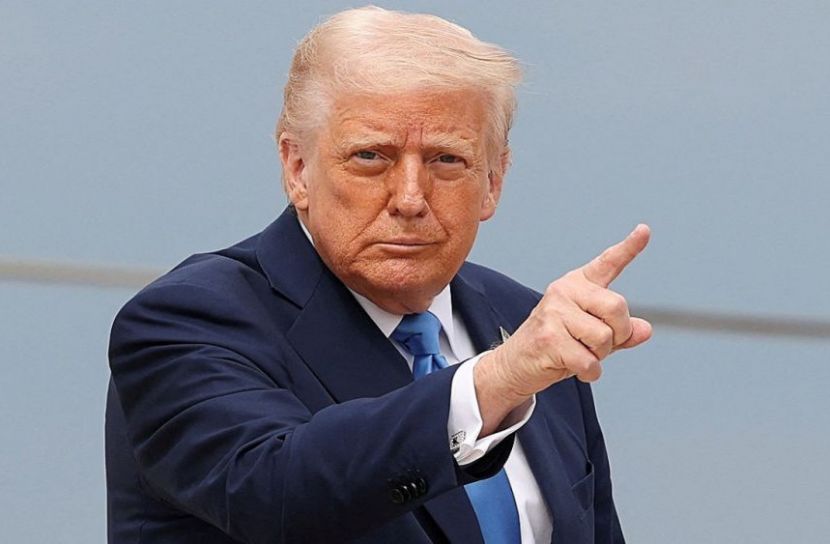 আত্মসমর্পণ করুন, নইলে মৃত্যু নিশ্চিত: ইরানি কর্মকর্তাদের ট্রাম্প