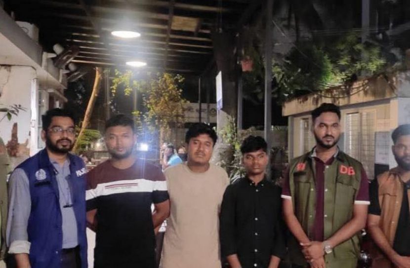 খেলাকে কেন্দ্র করে যুবক নিহতের তিন আসামি চট্টগ্রামে গ্রেপ্তার