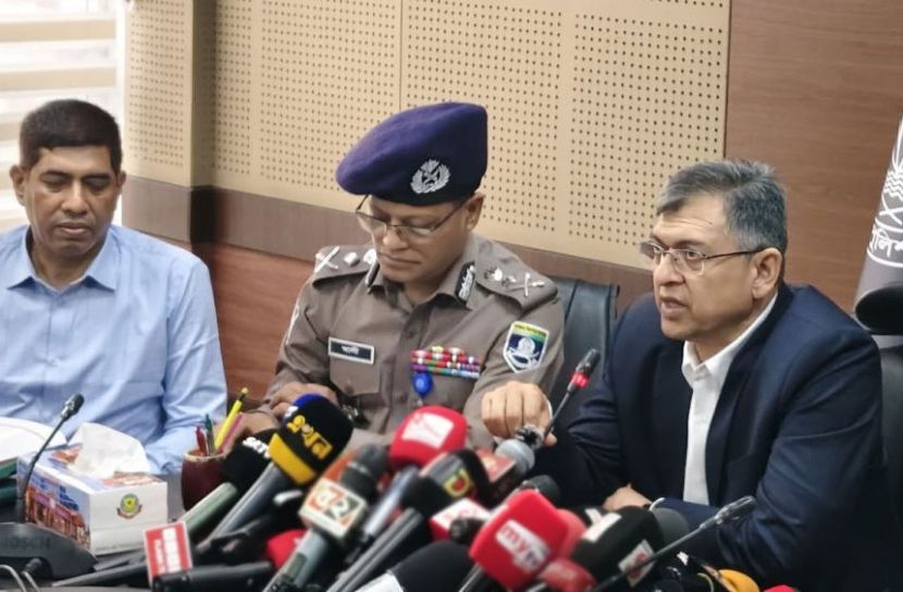 চাঁদাবাজ-অস্ত্রধারীদের তালিকা করে শিগগিরই সারাদেশে অভিযান: স্বরাষ্ট্রমন্ত্রী