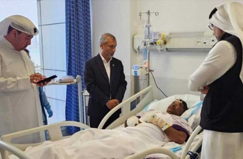 বাহরাইনে হামলার শিকার ২ বাংলাদেশিকে হাসপাতালে দেখতে গেলেন রাষ্ট্রদূত
