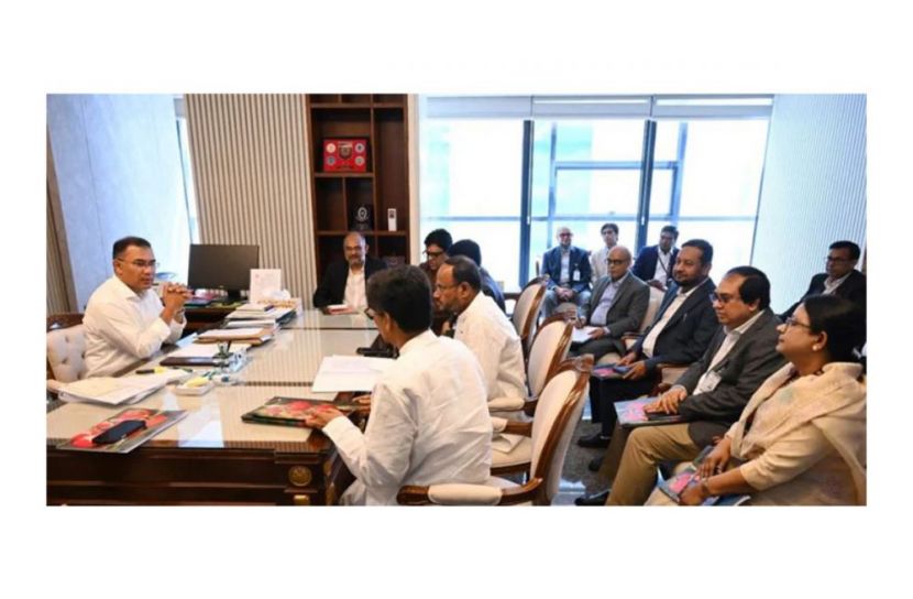 ঈদের ছুটিতেও  মন্ত্রিপরিষদ বিভাগের নিজ কার্যালয়ে প্রধানমন্ত্রী