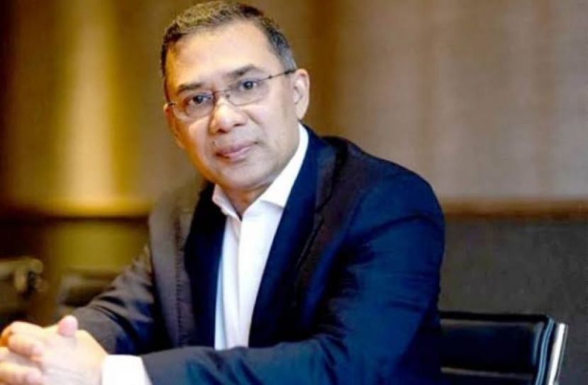 ঈদ ছুটি শেষে সচিবালয়ে কর্মব্যস্ত প্রধানমন্ত্রী