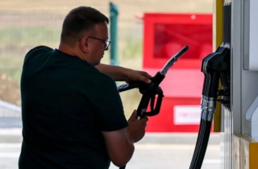 পেট্রোল রপ্তানি বন্ধ করতে যাচ্ছে রাশিয়া