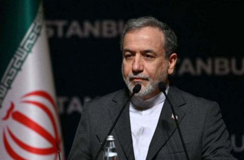 ইসরায়েল আমাদের মেধাশূন্য করতে বিশ্ববিদ্যালয়ে হামলা করছে: আরাঘচি