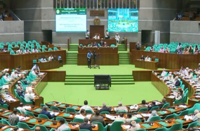 ৪ দিনের মুলতবির পর সংসদ অধিবেশন শুরু