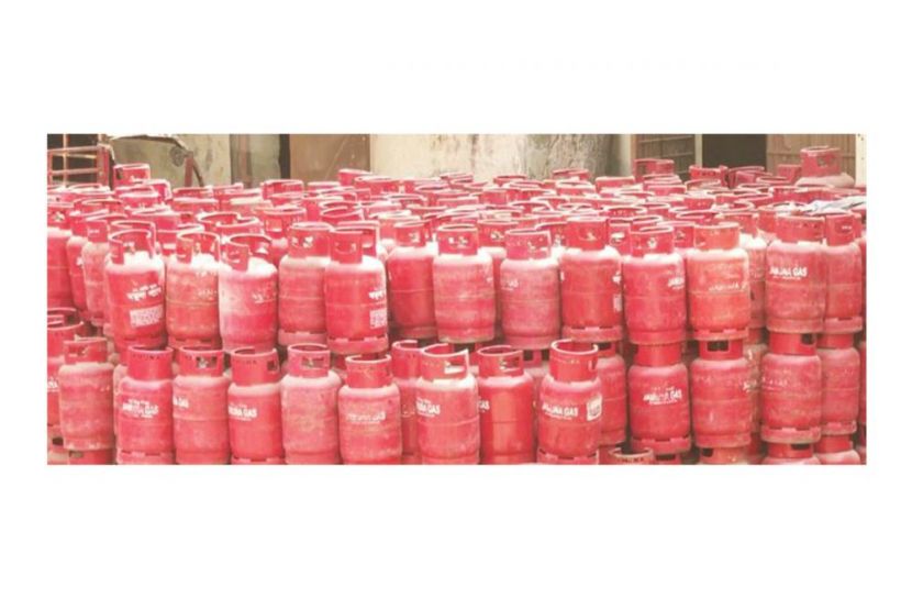 জ্বালানির সাথে ফের এলপিজির দামও বাড়ল