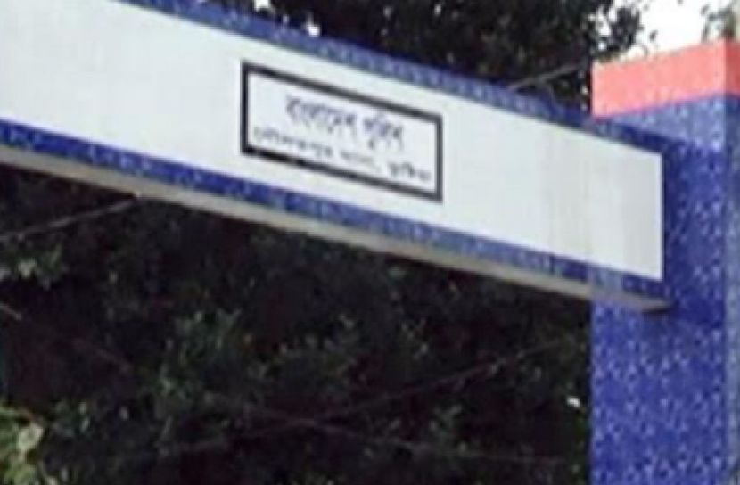 কুষ্টিয়ায় স্বেচ্ছাসেবক দল নেতার বাড়িতে সশস্ত্র হামলা: নারীসহ গুলিবিদ্ধ অন্তত ১২