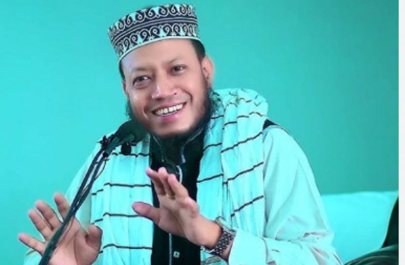 মুফতি আমির হামজার বিরুদ্ধে পরোয়ানা জারি