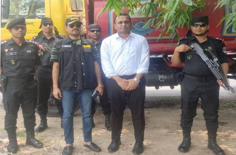 শ্রীমঙ্গলে জ্বালানি তেল মজুদে দুই ব্যক্তিকে ৩০ হাজার টাকা জরিমানা