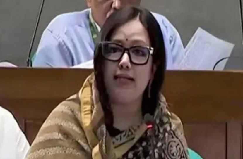 শেয়ার বাজারে ১৫ বছরে লুট হয়েছে ১ লাখ কোটি টাকা: রুমিন ফারহানা