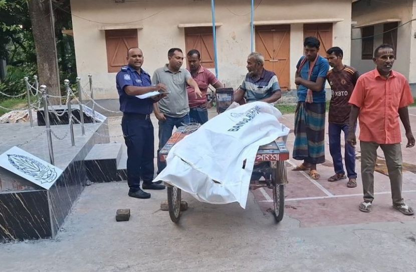 রাজবাড়ীর পাংশায় বালুভর্তি ড্রাম ট্রাকের চাপায় মোটরসাইকেল চালক নিহত