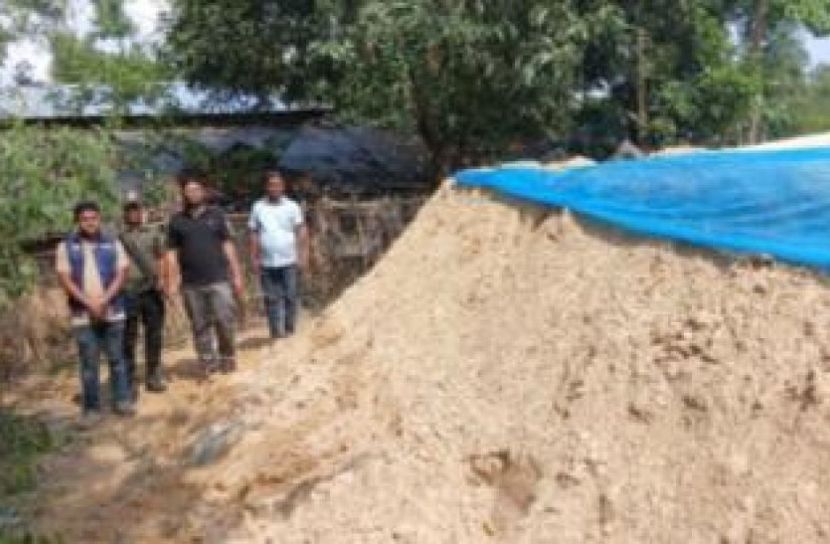 লামায় অবৈধ বালু উত্তোলন: অভিযানে মেশিনসহ বিপুল বালু জব্দ