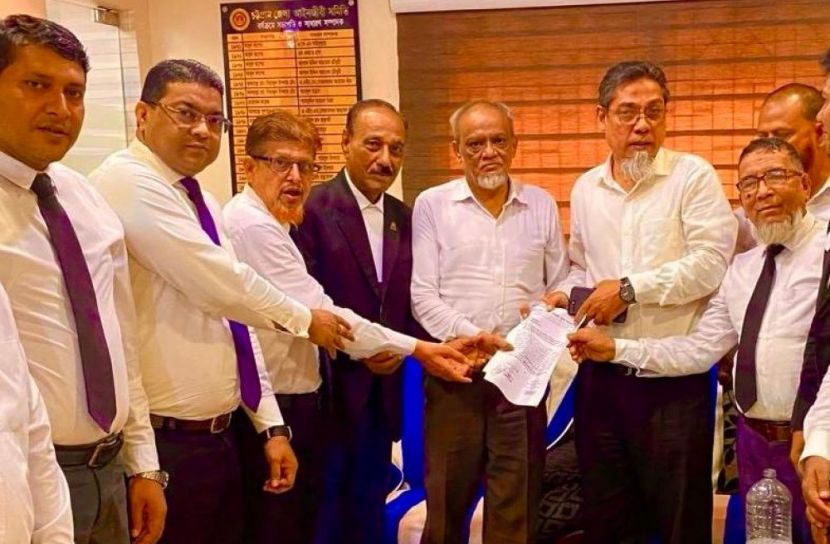 চট্টগ্রাম আইনাঙ্গনের কিংবদন্তি কবির চৌধুরীর নামে হল করার দাবি
