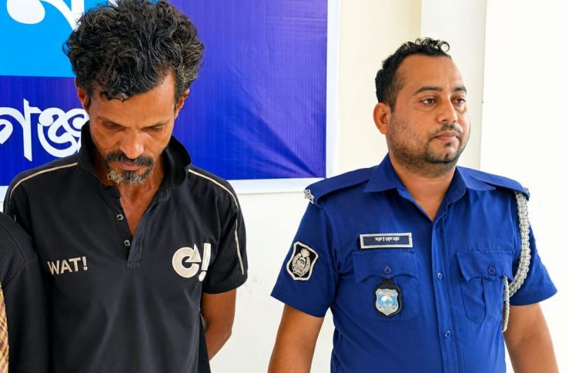 বন্দরে শীর্ষ ডাকাত চক্রের সহযোগী ও ওয়ারেন্টভুক্ত আসামি গ্রেফতার