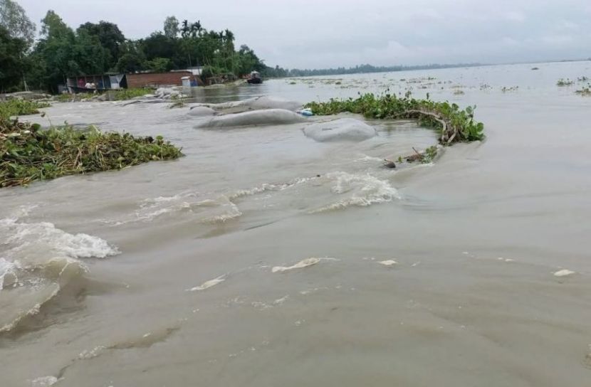 নদীর পানি বৃদ্ধি, তবু নেই বন্যার ভয়
